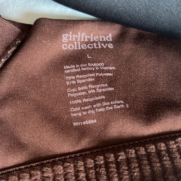 Girlfriend Collective High Support Simone Bra - Picture 3 of 4